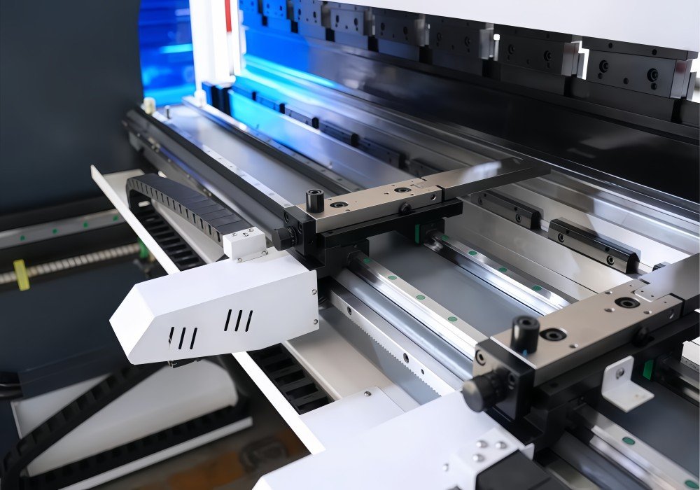 4-Axis Press Brake Backgauge (X, R, Z1, Z2)